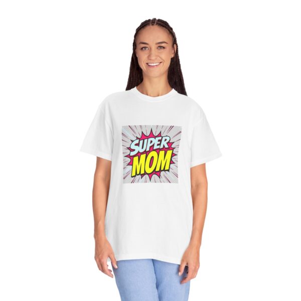 Super Mom Vintage T-Shirt, Gift for Moms, Mother's Day Tee, Unisex Graphic Tee, Casual Wear, Superhero Mom Apparel - Image 5