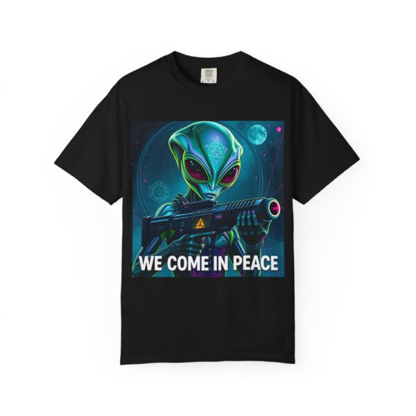 Alien Graphic Tee, Unisex T-Shirt, Science Fiction Shirt, Cool Graphic Tee, Men’s and Women’s Casual Wear, Gift for Alien Lovers - Image 5