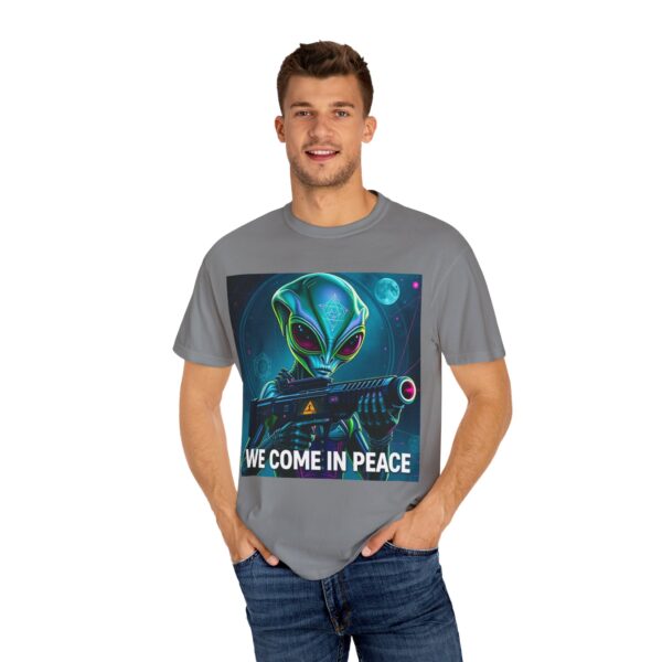 Alien Graphic Tee, Unisex T-Shirt, Science Fiction Shirt, Cool Graphic Tee, Men’s and Women’s Casual Wear, Gift for Alien Lovers - Image 4
