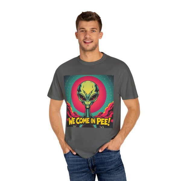Humorous Alien T-shirt - WE COME IN PEE! - Fun Graphic Tee, Quirky Gift, Unisex Casual Wear, Perfect for Sci-Fi Lovers, Halloween Party - Image 8