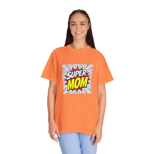 Super Mom Vintage T-Shirt, Gift for Moms, Mother's Day Tee, Unisex Graphic Tee, Casual Wear, Superhero Mom Apparel - Image 8